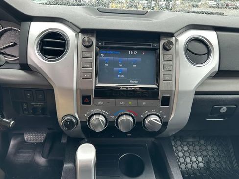 Used 2017 Toyota Tundra SR5 image 15