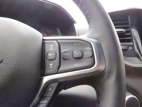 Certified 2025 RAM 1500 Big Horn AWD/4WD image 18