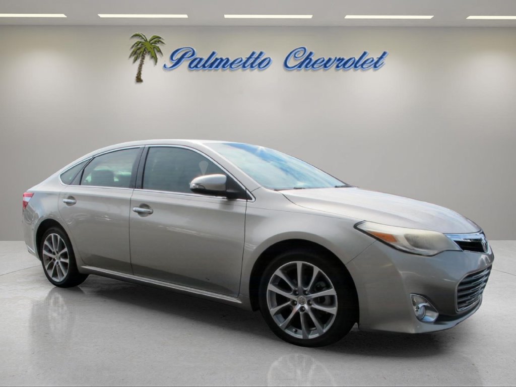 Used 2014 Toyota Avalon XLE Touring FWD image 1