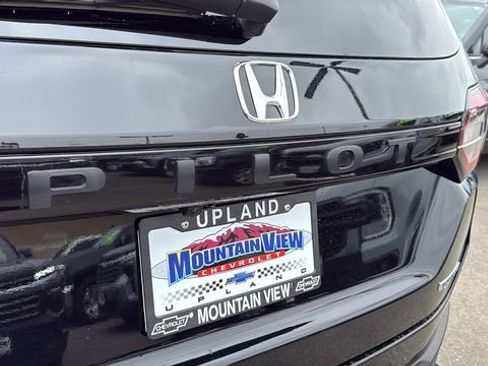 Used 2025 Honda Pilot Touring image 34