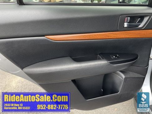 Used 2013 Subaru Outback 2.5i Limited AWD/4WD image 11