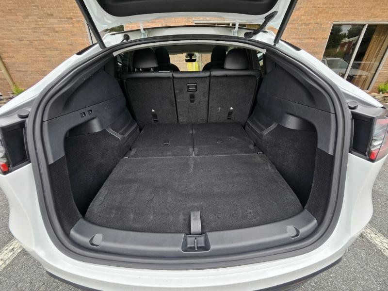 Used 2025 Tesla Model Y Long Range AWD/4WD image 73
