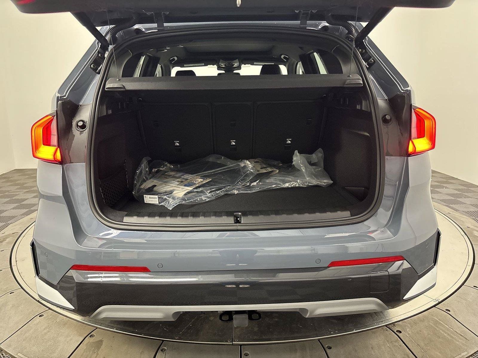 New 2027 BMW X1 xDrive28i AWD/4WD image 21