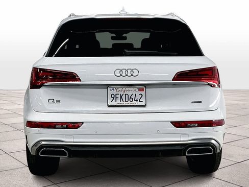 Used 2023 Audi Q5 2.0T Premium w/ Convenience Package image 7