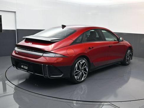 Certified 2023 Hyundai Ioniq 6 SEL RWD image 4