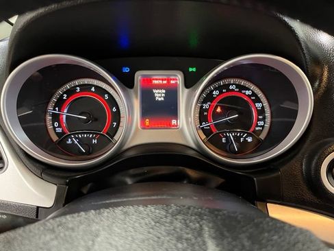 Used 2017 Dodge Journey SXT w/ Chrome Appearance Group FWD image 26