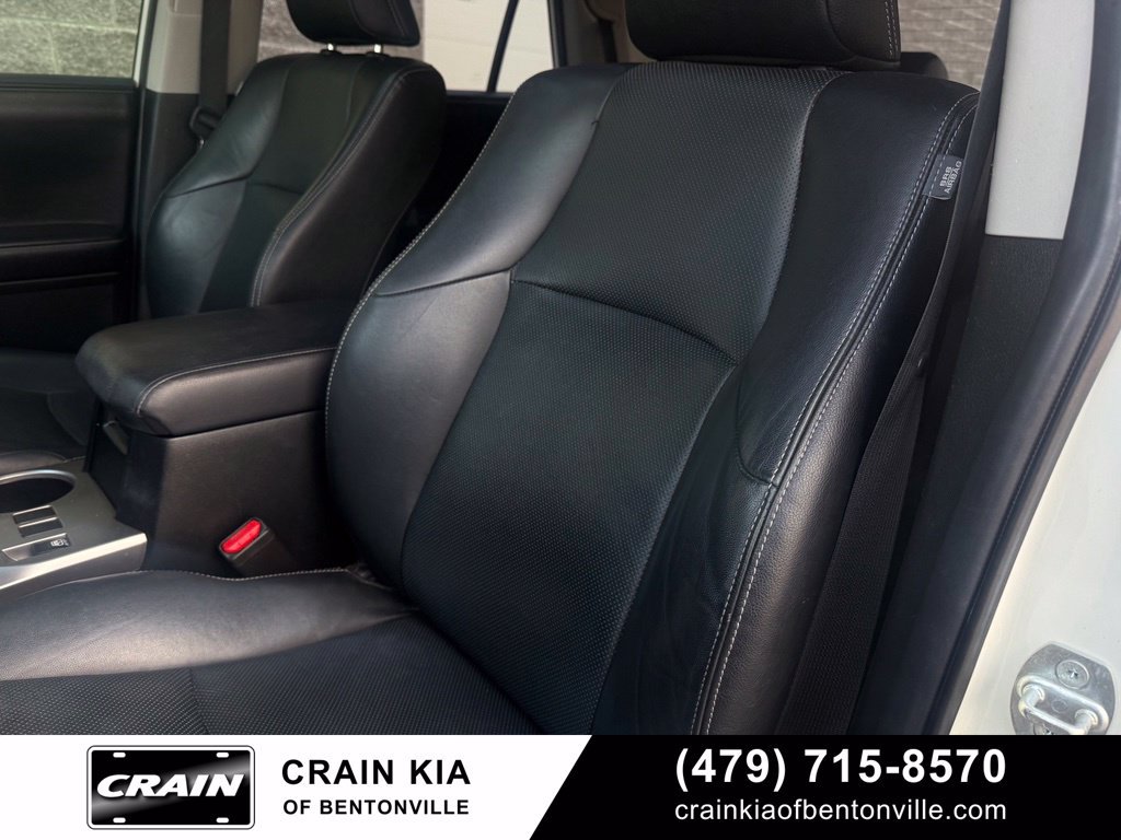 Used 2019 Toyota 4Runner Limited AWD/4WD image 23