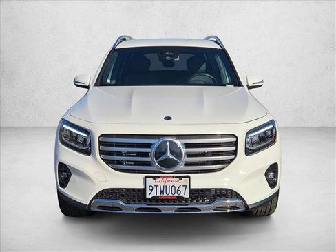 Certified 2025 Mercedes-Benz GLB 250 GLB 250 image 2