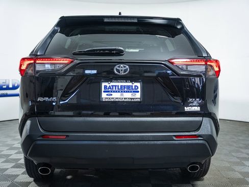 Used 2025 Toyota RAV4 XLE w/ Convenience Package AWD/4WD image 5