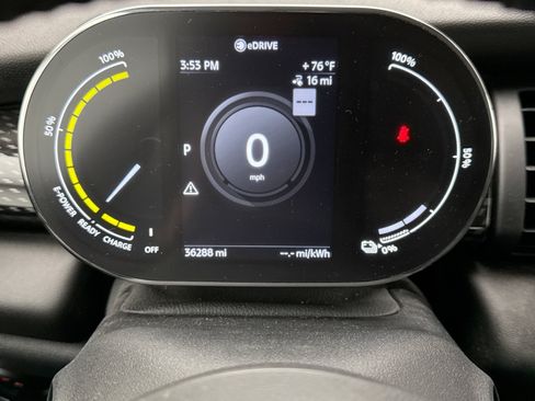 Used 2020 MINI Cooper SE w/ 6.5" Touchscreen Package FWD image 13
