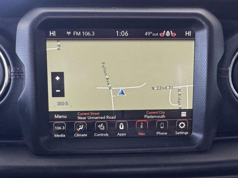 Used 2021 Jeep Gladiator Overland image 22