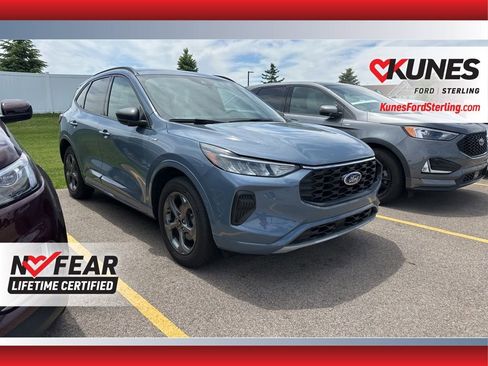 Used 2024 Ford Escape ST-Line w/ Tech Pack #1 AWD/4WD image 1