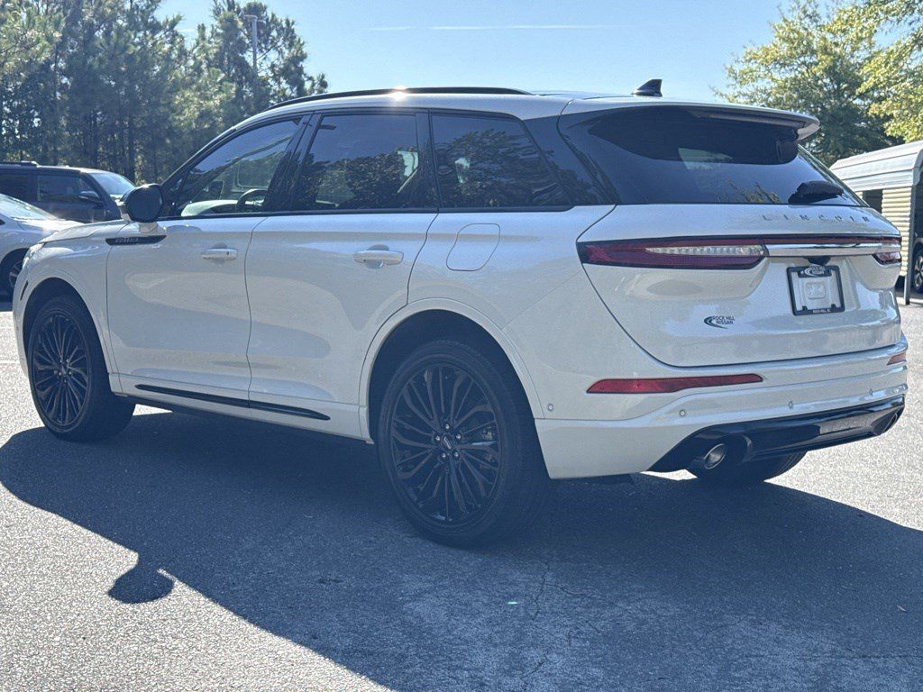 Used 2023 Lincoln Corsair Reserve w/ Equipment Group 202A FWD image 5