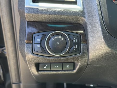 Used 2014 Ford Explorer Limited w/ Equipment Group 302A AWD/4WD image 17