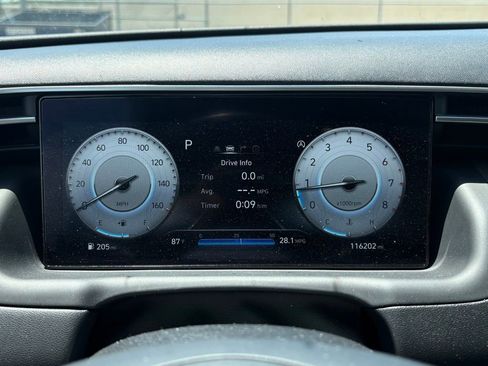 Used 2023 Hyundai Tucson Limited FWD image 20