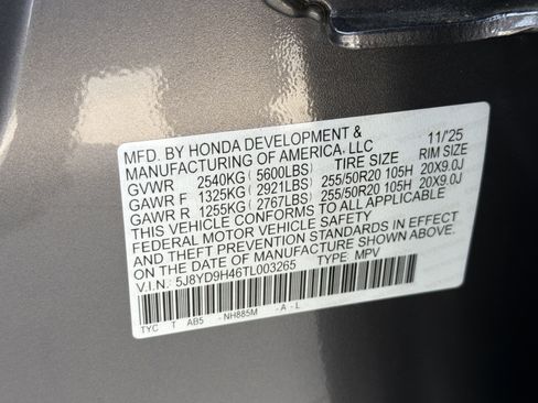 Certified 2026 Acura MDX FWD w/ Technology Package image 36