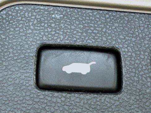 Used 2012 Honda Pilot Touring image 34