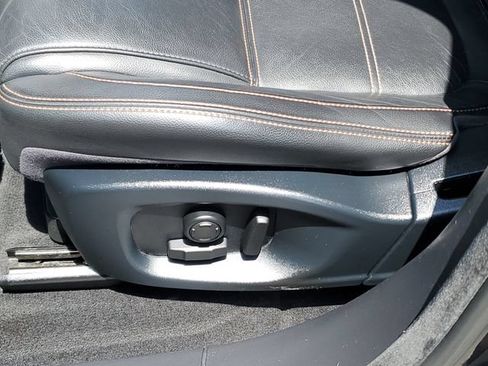 Used 2017 Jaguar F-PACE Prestige AWD/4WD image 22