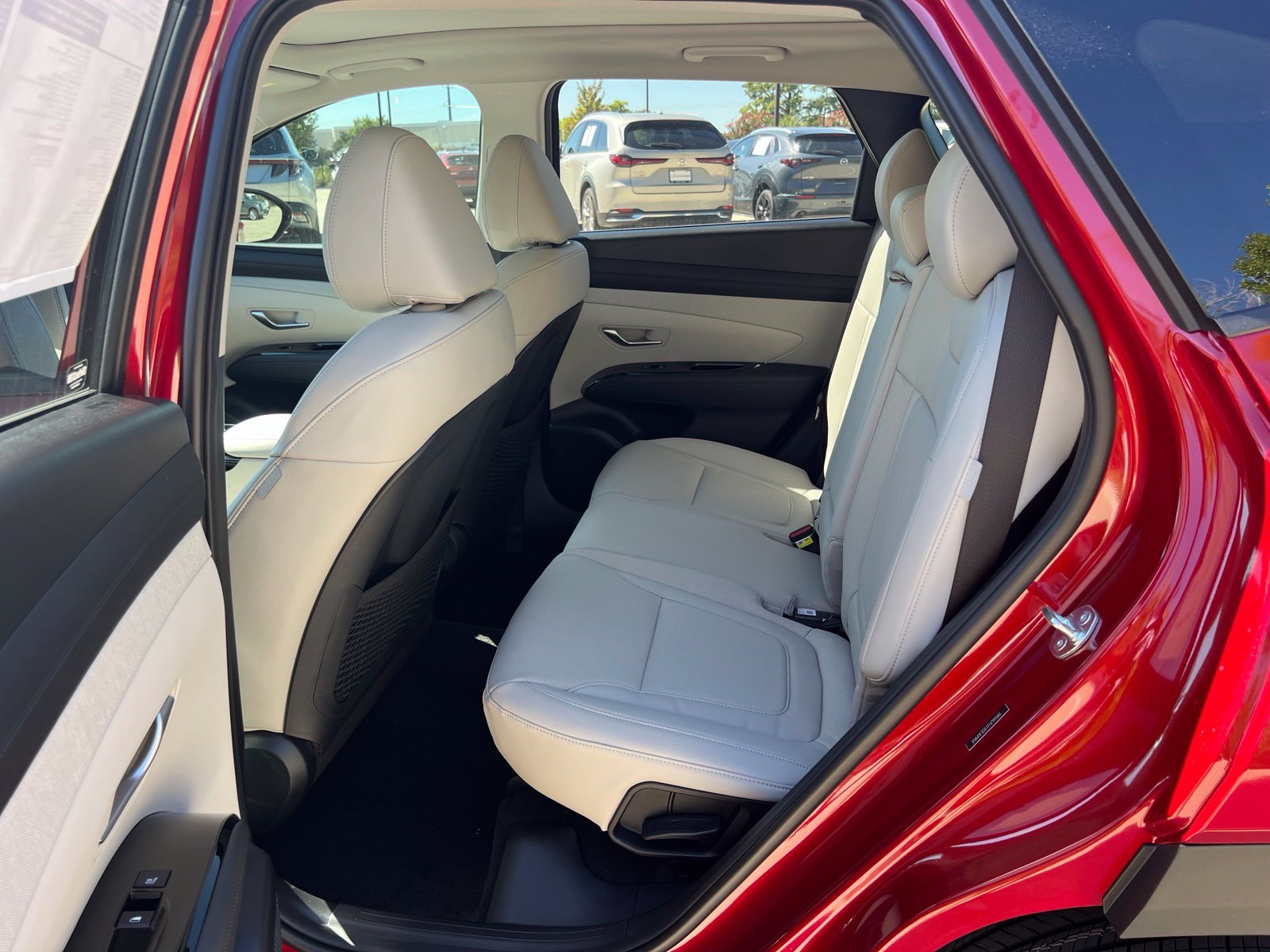 New 2026 Hyundai Tucson Limited FWD image 17
