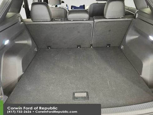 Used 2026 Volkswagen Atlas Cross Sport SE AWD/4WD image 21