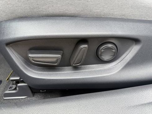 New 2026 Toyota Camry LE w/ Convenience Package FWD image 18