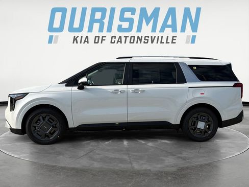 New 2026 Kia Carnival EX image 3