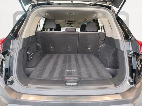 Used 2023 Nissan Rogue SV image 14