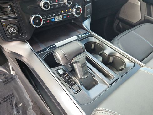New 2025 Ford F150 Platinum w/ FX4 Off-Road Package image 10