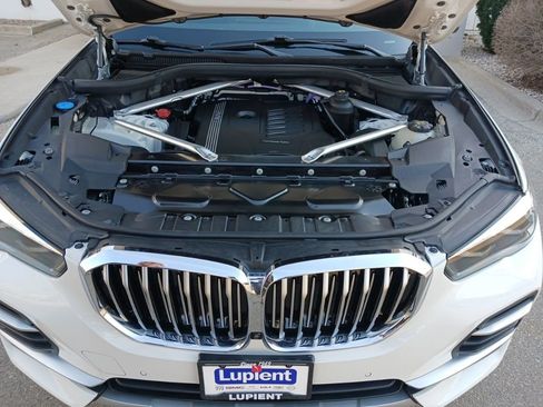 Used 2022 BMW X5 xDrive40i w/ Climate Comfort Package image 36