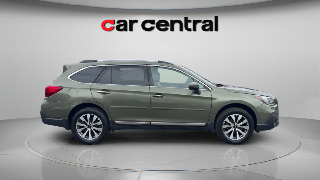 Used 2018 Subaru Outback 2.5i Touring AWD/4WD image 6