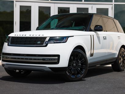 Used 2025 Land Rover Range Rover Long Wheelbase SE