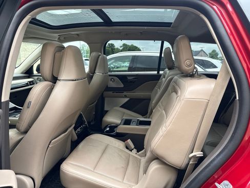 Used 2020 Lincoln Aviator Reserve w/ Equipment Group 202A AWD/4WD image 4