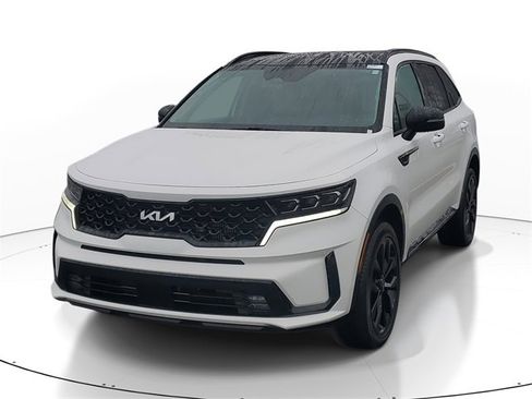 Certified 2023 Kia Sorento SX image 2