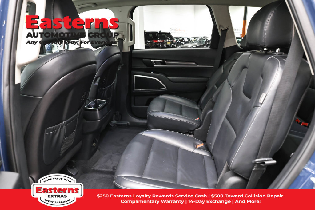 Used 2025 Kia Telluride S FWD image 23