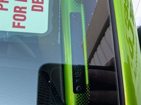 Used 2025 Jeep Gladiator Sport image 36