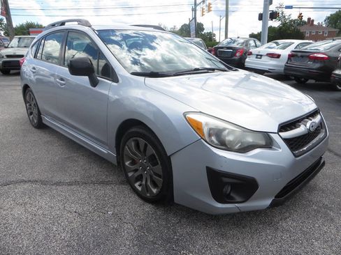 Used 2014 Subaru Impreza 2.0i Sport Premium image 4
