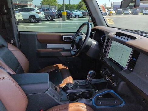 Used 2023 Ford Bronco Outer Banks image 11