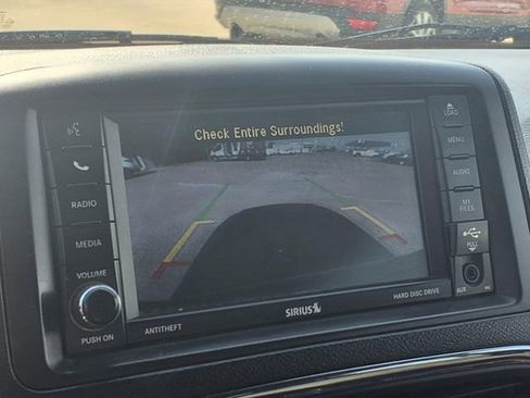 Used 2019 Dodge Grand Caravan SE image 7