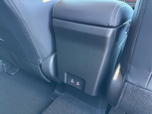 New 2026 Mitsubishi Eclipse Cross SE image 32