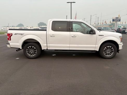 Used 2018 Ford F150 XLT w/ Equipment Group 302A Luxury AWD/4WD image 2