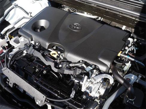 Certified 2023 Toyota Camry LE image 18