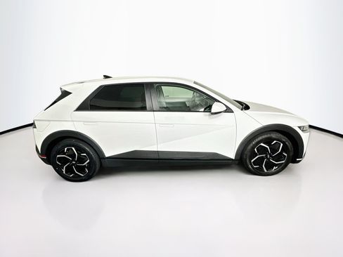 Used 2024 Hyundai Ioniq 5 SE RWD image 10