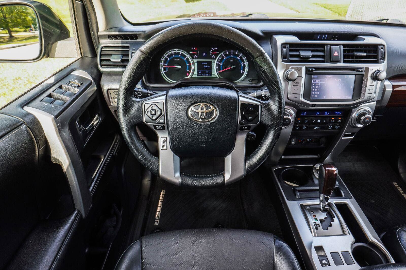 Used 2014 Toyota 4Runner Limited AWD/4WD image 24