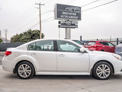 Used 2014 Subaru Legacy 2.5i Limited image 10