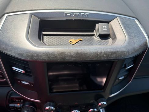 Used 2021 RAM 1500 Big Horn AWD/4WD image 22