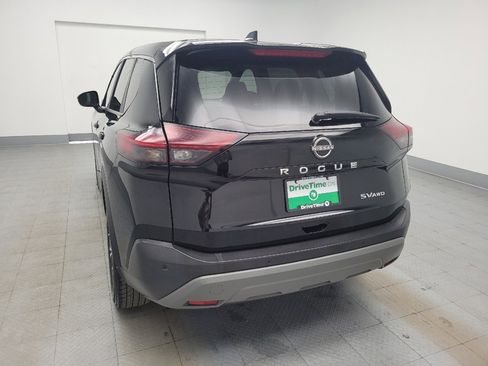 Used 2023 Nissan Rogue SV image 6