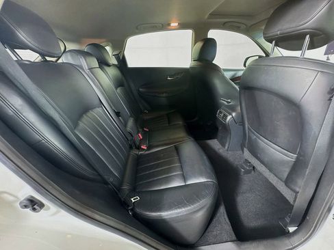 Used 2017 INFINITI QX50 2WD w/ Premium Plus Package image 33