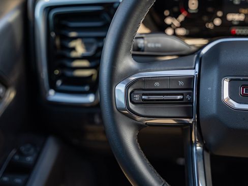 Used 2024 GMC Canyon Elevation w/ Convenience Package image 28