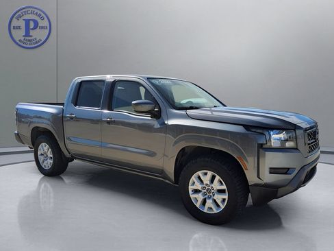 Used 2022 Nissan Frontier SV RWD image 1