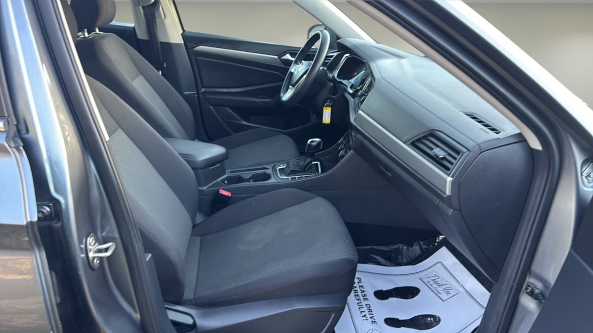 Used 2019 Volkswagen Jetta S w/ Driver Assistance Package FWD image 9